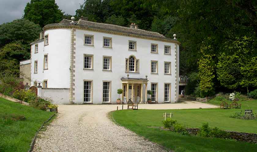 Cerney House Gardens