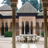 Alhambra - The Generalife - Lion Courtyard