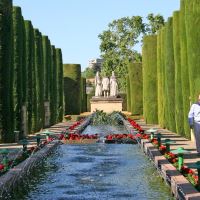 Alcazar de los Reyes Cristianos Gardens - waterway