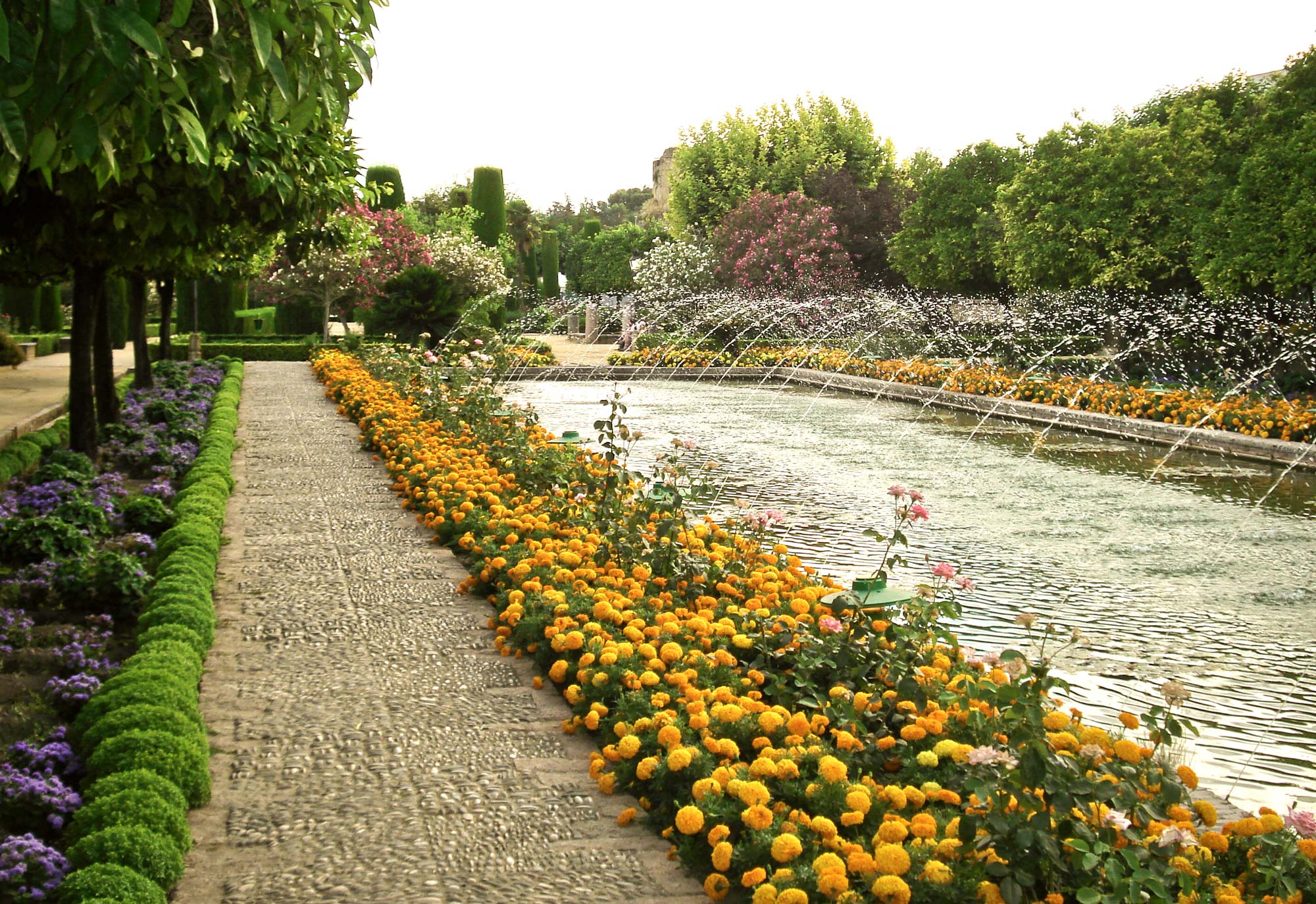 Alcazar de los Reyes Cristianos Gardens - photo Zackds