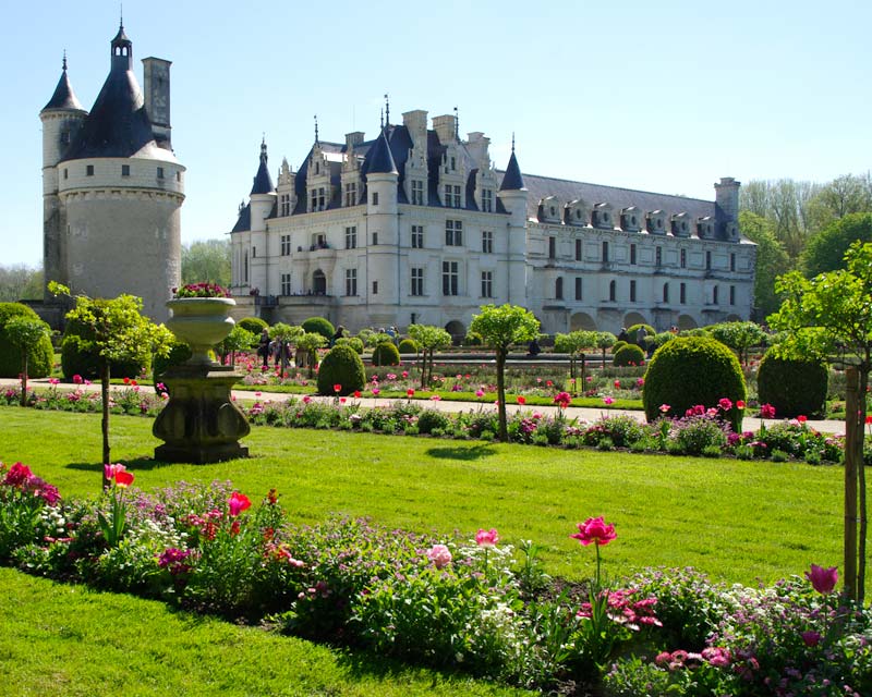 Catherine de Medici's garden Chateau de Chenonceau